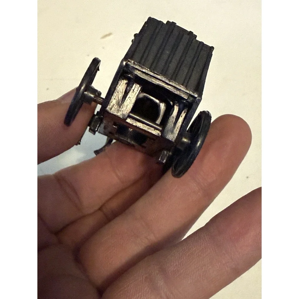 *Vintage* Horse and Carriage Die Cast Metal Collectible Pencil Sharpener